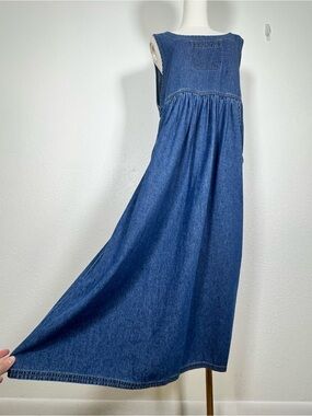 VTG Blue Denim Jumper Dress Medium 90s Cottagecore Art Teacher Maxi butter mom